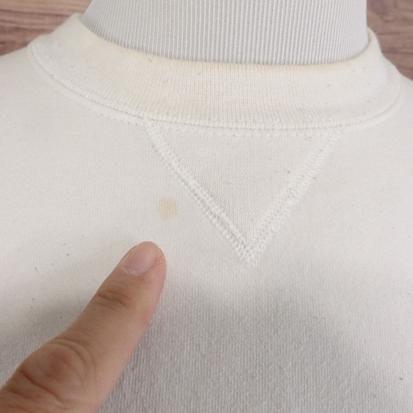VINTAGE RUSSELL ATHLETIC PRO COTTON USA MADE WHITE CREW NECK SWEATSHIRT XL STAIN - Picture 3 of 16